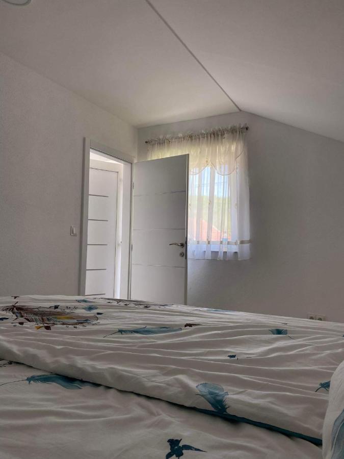 Apartman Zepce Eksteriør bilde
