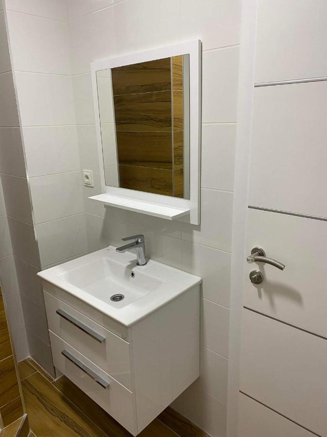 Apartman Zepce Eksteriør bilde